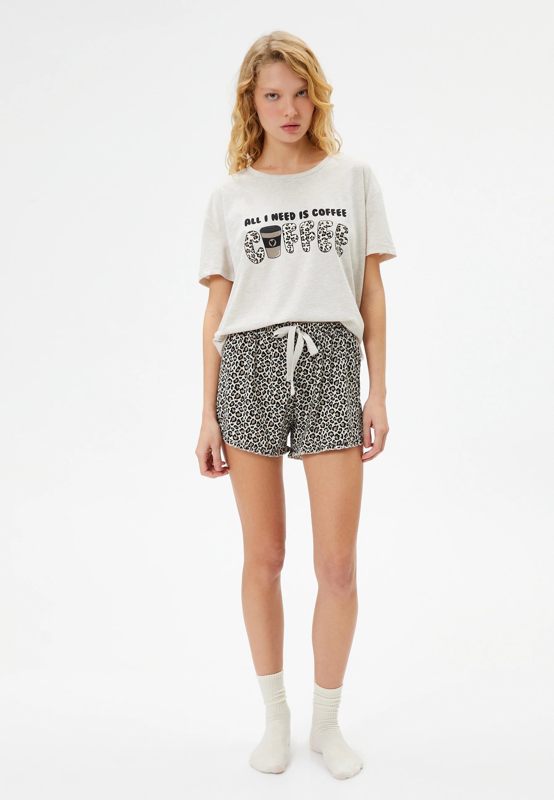 Short-sleeved printed cotton pajama set