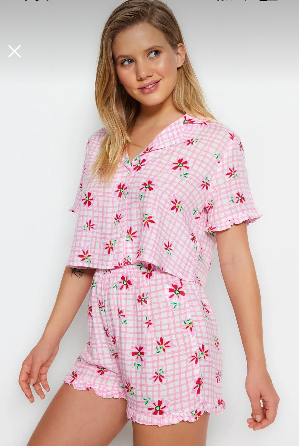 Pink Flora frilly viscous