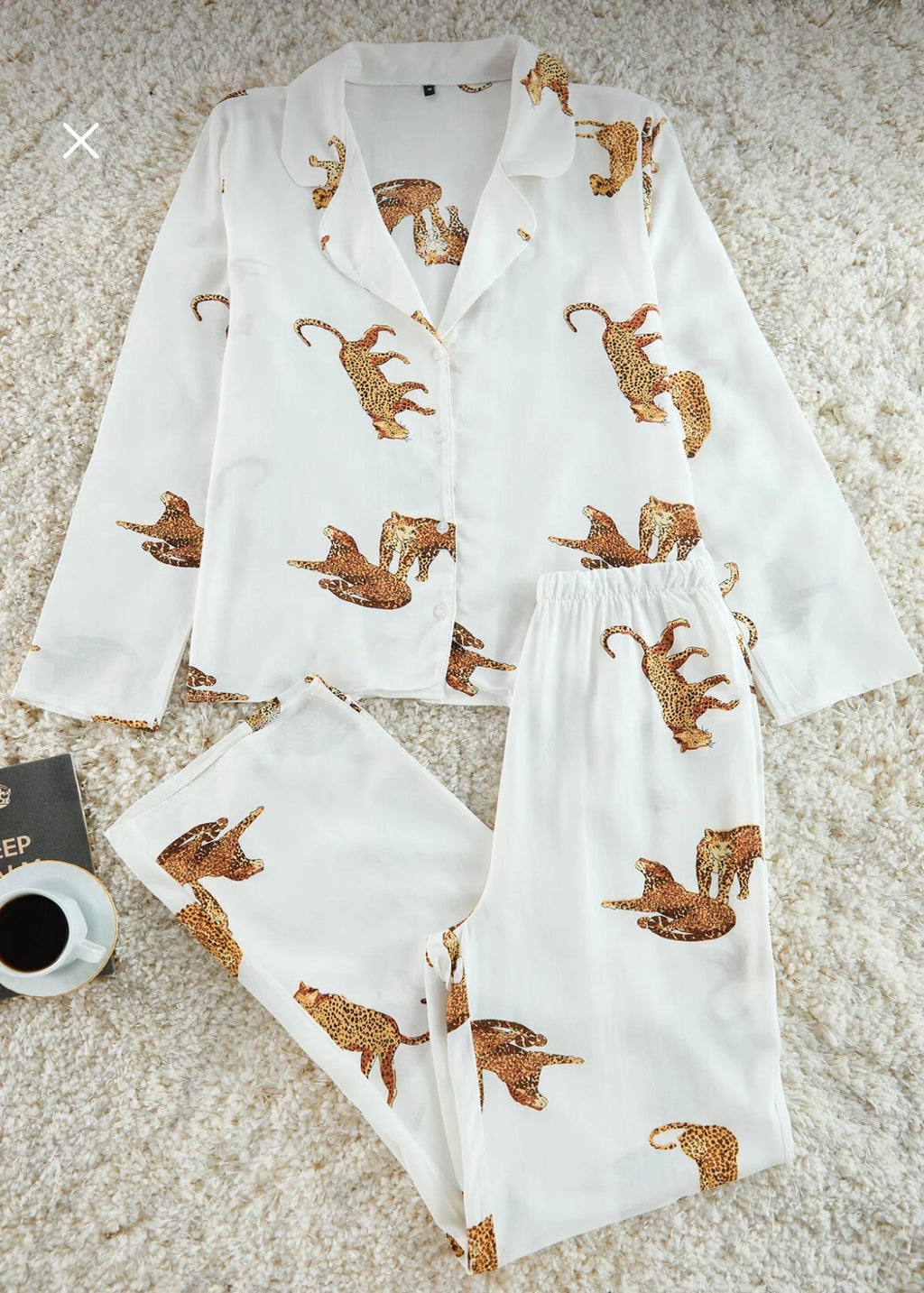 Viscous Ecru pattern pajamas set