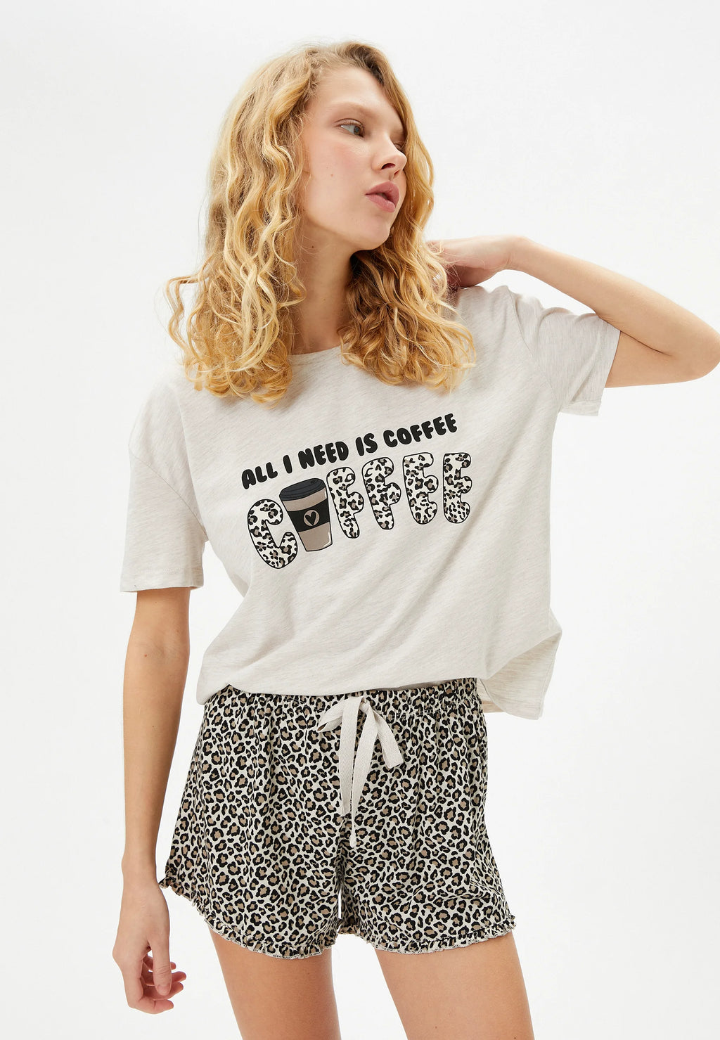 Short-sleeved printed cotton pajama set